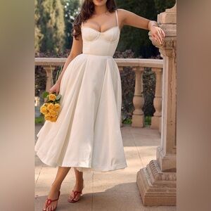 Elegant White Midi Dress